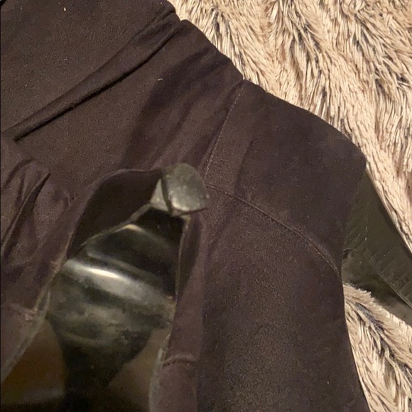 Thigh high black boots - Picture 4 of 6